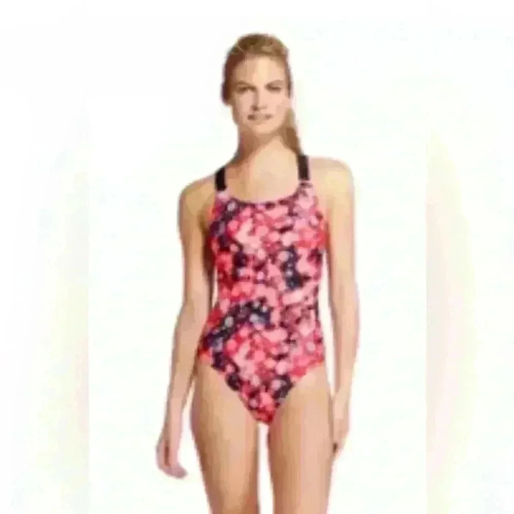 Women’s one piece swimsuit champion size extra large 16/18